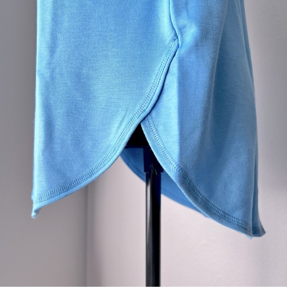 NWT! Skechers short sleeve blue soft french terry tunic top - Picture 4 of 5